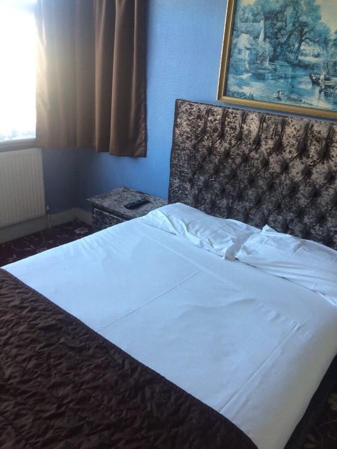 Harrow Bed & Breakfast 哈罗区 外观 照片
