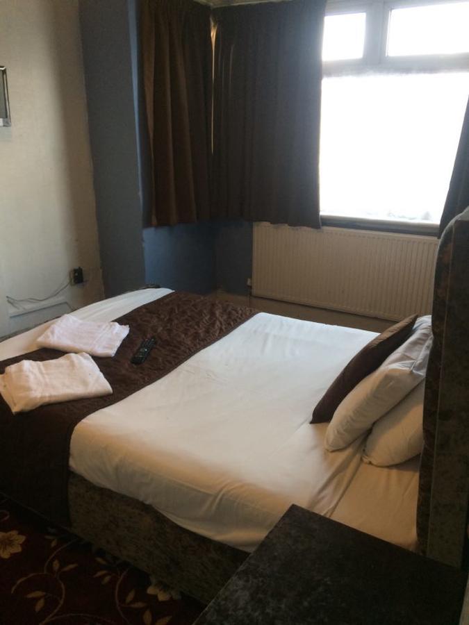 Harrow Bed & Breakfast 哈罗区 外观 照片